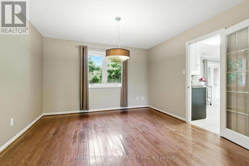 1624 Gallant Drive, Mississauga, ON - Indoor Photo Showing Other Room