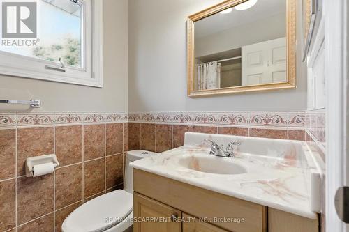 1624 Gallant Drive, Mississauga, ON - Indoor Photo Showing Bathroom