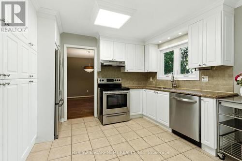 1624 Gallant Drive, Mississauga, ON - Indoor Photo Showing Kitchen With Stainless Steel Kitchen