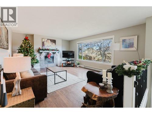 cozy living room with gorgeous view - 2126 Verde Vista Road, Kelowna, BC - Indoor Photo Showing Living Room