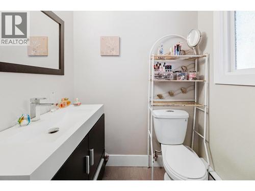 primary en-suite - 2126 Verde Vista Road, Kelowna, BC - Indoor Photo Showing Bathroom