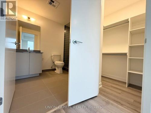 1203 - 3071 Trafalgar Road, Oakville, ON - Indoor