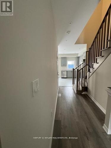 6 Wagon Lane N, Barrie, ON - Indoor Photo Showing Other Room