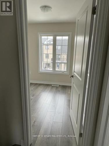 6 Wagon Lane N, Barrie, ON - Indoor Photo Showing Other Room