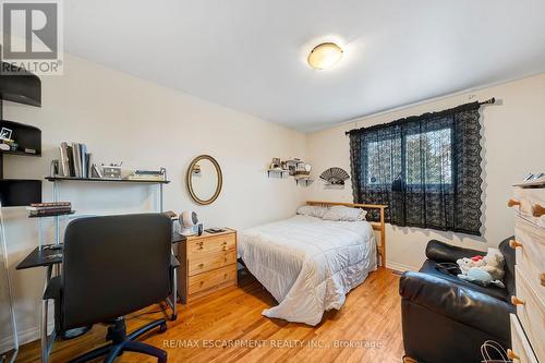 31 Raleigh Street, Hamilton, ON - Indoor