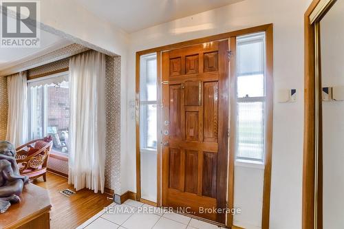 25 Bentworth Avenue, Toronto, ON - Indoor Photo Showing Other Room