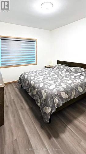 200 Chester Le Boulevard, Toronto, ON - Indoor Photo Showing Bedroom