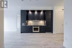 702 - 480 FRONT STREET W  Toronto, ON M5V 0V6