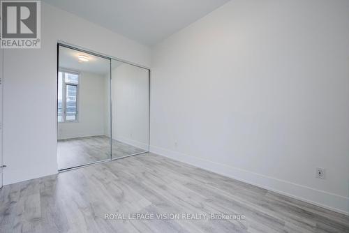 702 - 480 Front Street W, Toronto, ON - Indoor Photo Showing Other Room