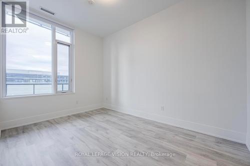 702 - 480 Front Street W, Toronto, ON - Indoor Photo Showing Other Room