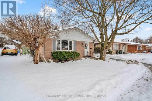 412 Ferndale Avenue, London South (South Q), ON - Outdoor With Facade