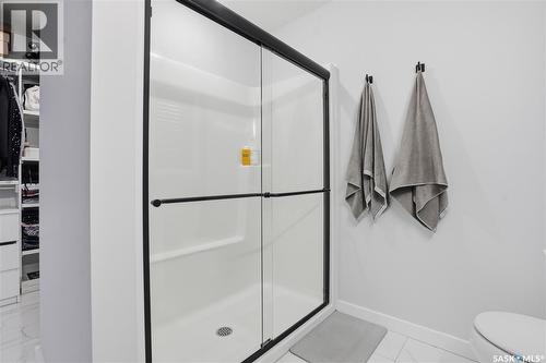 746 Bentley Manor, Saskatoon, SK - Indoor Photo Showing Bathroom