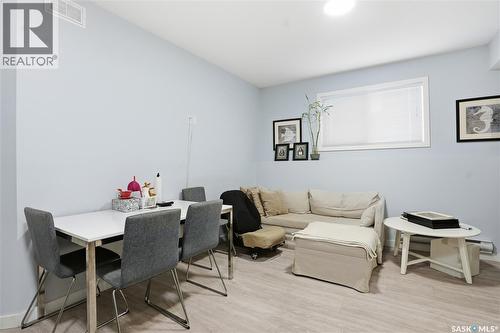 746 Bentley Manor, Saskatoon, SK - Indoor