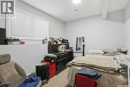 746 Bentley Manor, Saskatoon, SK - Indoor Photo Showing Bedroom