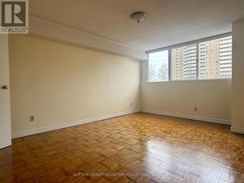 603 - 3700 Kaneff Crescent, Mississauga, ON - Indoor Photo Showing Other Room