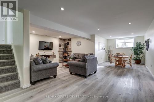 27 Ann Street, Bayham (Vienna), ON - Indoor Photo Showing Living Room