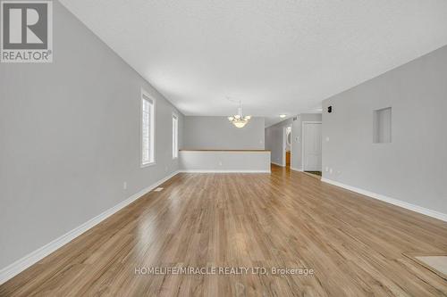 114 Glencliffe Court, Kitchener, ON - Indoor Photo Showing Other Room