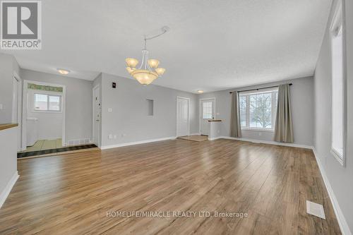 114 Glencliffe Court, Kitchener, ON - Indoor Photo Showing Other Room