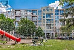 918 - 65 SCADDING AVENUE  Toronto, ON M5A 4L1