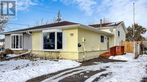 376 Calvert Court, Oshawa, ON - Outdoor