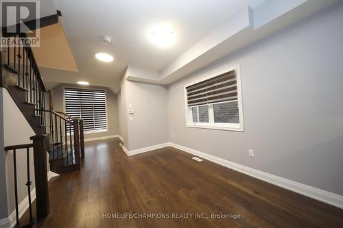 13 John Moore Road, East Gwillimbury, ON - Indoor Photo Showing Other Room