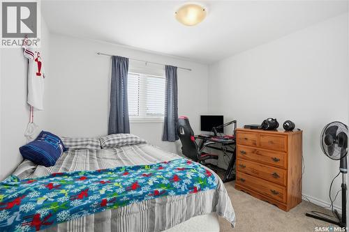 347 Palliser Way, Saskatoon, SK - Indoor Photo Showing Bedroom