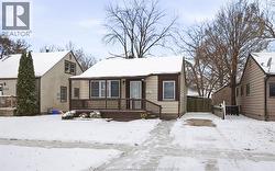 1125 LENA AVENUE  Windsor, ON N9C 3K5