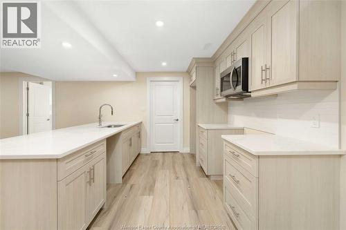 64 Jewel Street, Harrow, ON - Indoor Photo Showing Kitchen
