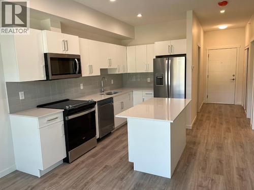 2345 Butt Road Unit# 511, West Kelowna, BC - Indoor Photo Showing Kitchen With Stainless Steel Kitchen