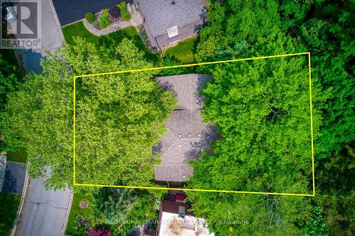 455 Canterbury Crescent, Oakville (Fd Ford), ON - Outdoor