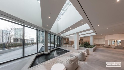 6109-100 Harbour Street, Toronto, ON - Indoor Photo Showing Other Room