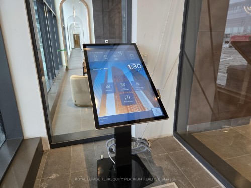 1708-27 Korda Gate, Vaughan, ON - Indoor