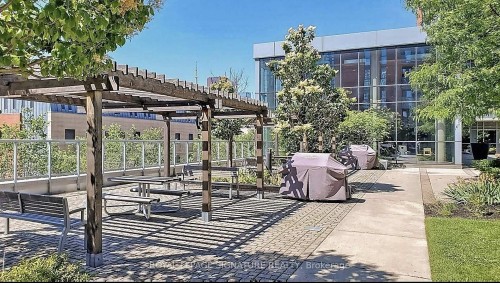 823-25 Cole Street, Toronto, ON - Outdoor