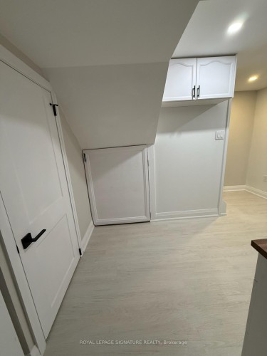 Lower-357 Rossland Road S, Oshawa, ON - Indoor Photo Showing Other Room