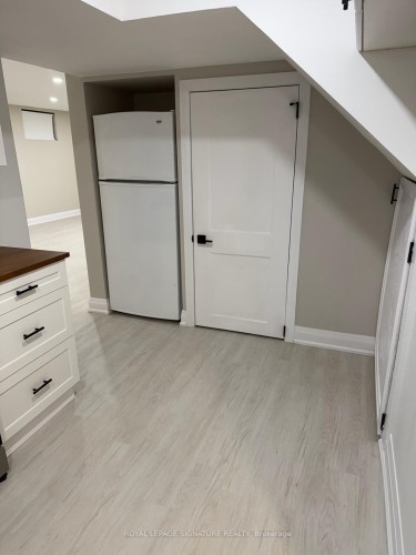 Lower-357 Rossland Road S, Oshawa, ON - Indoor