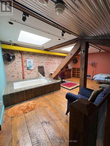 2 - 69 Ontario Street, Stratford, ON 