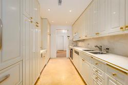 Kitchen - 