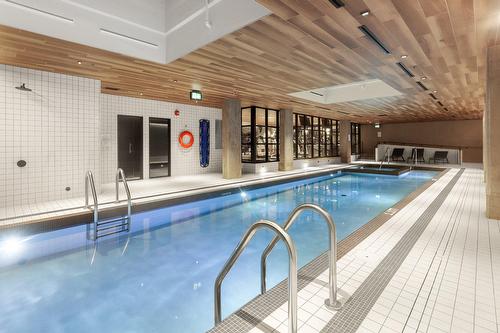 Pool - 234-288 Rue Richmond, Montréal (Le Sud-Ouest), QC - Indoor Photo Showing Other Room With In Ground Pool