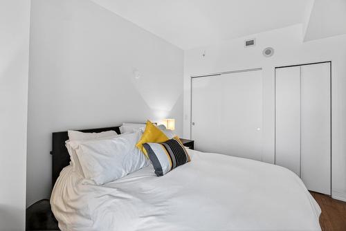 Chambre à coucher principale - 908-101 Rue De La Rotonde, Montréal (Verdun/Île-Des-Soeurs), QC - Indoor Photo Showing Bedroom