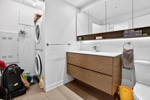 Bathroom - 908-101 Rue De La Rotonde, Montréal (Verdun/Île-Des-Soeurs), QC - Indoor Photo Showing Laundry Room