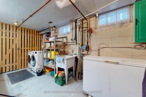 Main-29 Love Crescent, Toronto, ON 