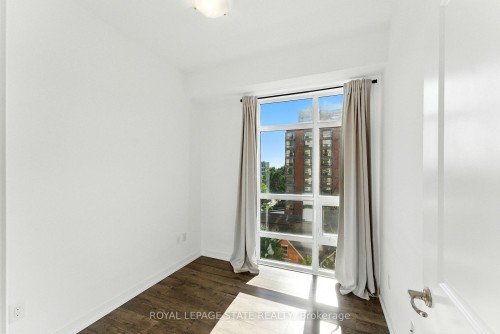 709-81 Robinson Street, Hamilton, ON - Indoor Photo Showing Other Room