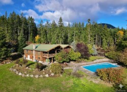 6645 Hillcrest Rd  Duncan, BC V9L 6K4