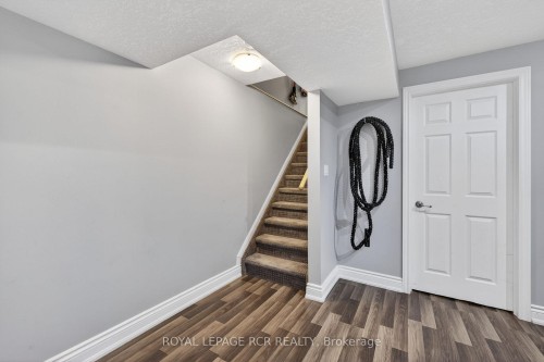 25 Kidd Crescent, New Tecumseth, ON - Indoor Photo Showing Other Room