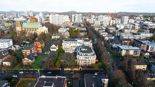 415-999 Burdett Ave, Victoria, BC - Outdoor With View
