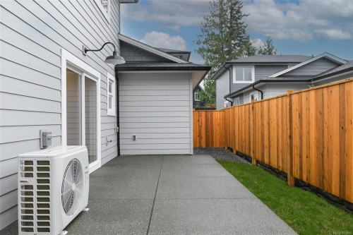 A-2317 Mcdonald Rd, Comox, BC - Outdoor With Exterior