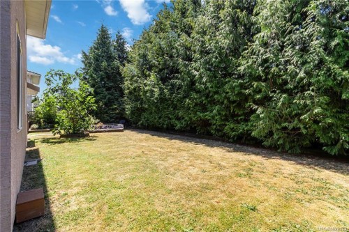 6260 Elaine Way, Central Saanich, BC 