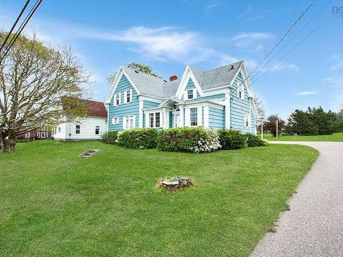3152 Highway 1, Belliveaus Cove, NS 