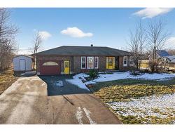 301 Ch Trois Ruisseaux  Cap-Pelé, NB E4N 3A1