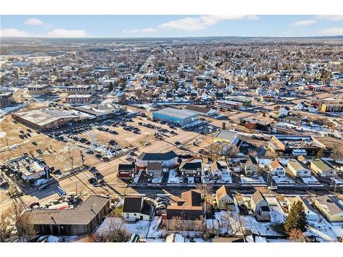 17 Cedar St, Moncton, NB 